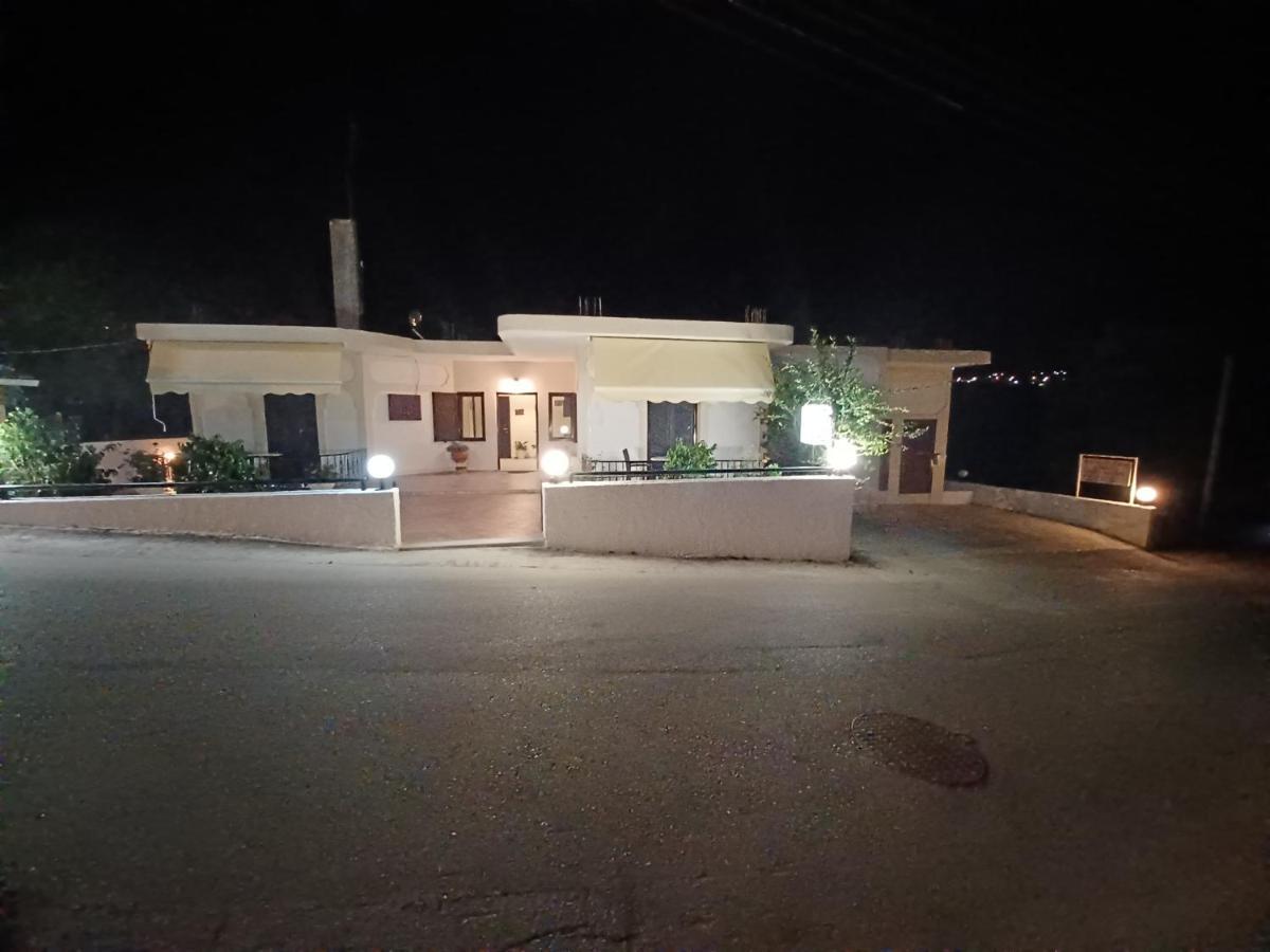 شقة Tsanis بارغا المظهر الخارجي الصورة